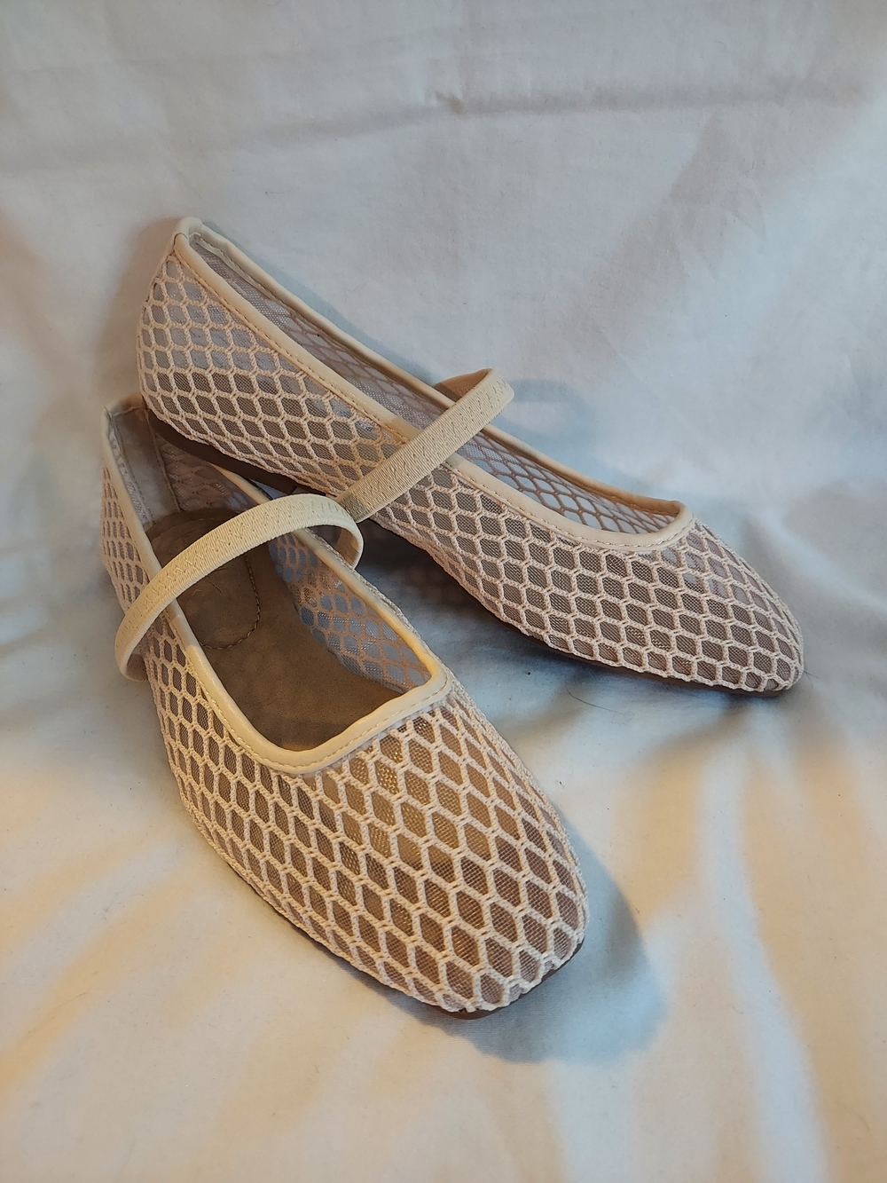 Nicole Miller Meshi Mesh Mary Jane Flats Bone Tan Square Toe NWOT 6.5